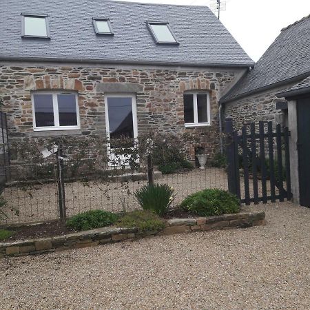 maison d'a coté Garlan Extérieur photo
