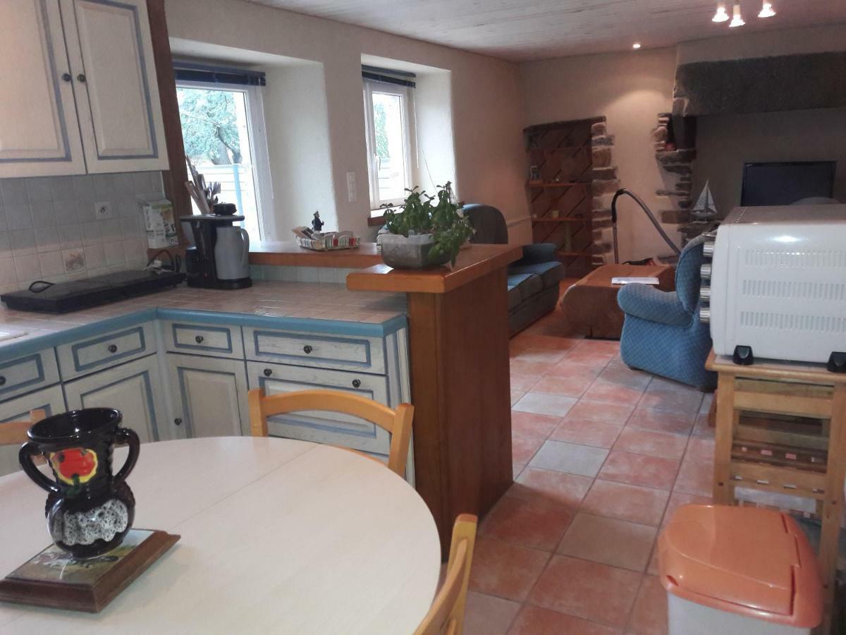 maison d'a coté Garlan Extérieur photo